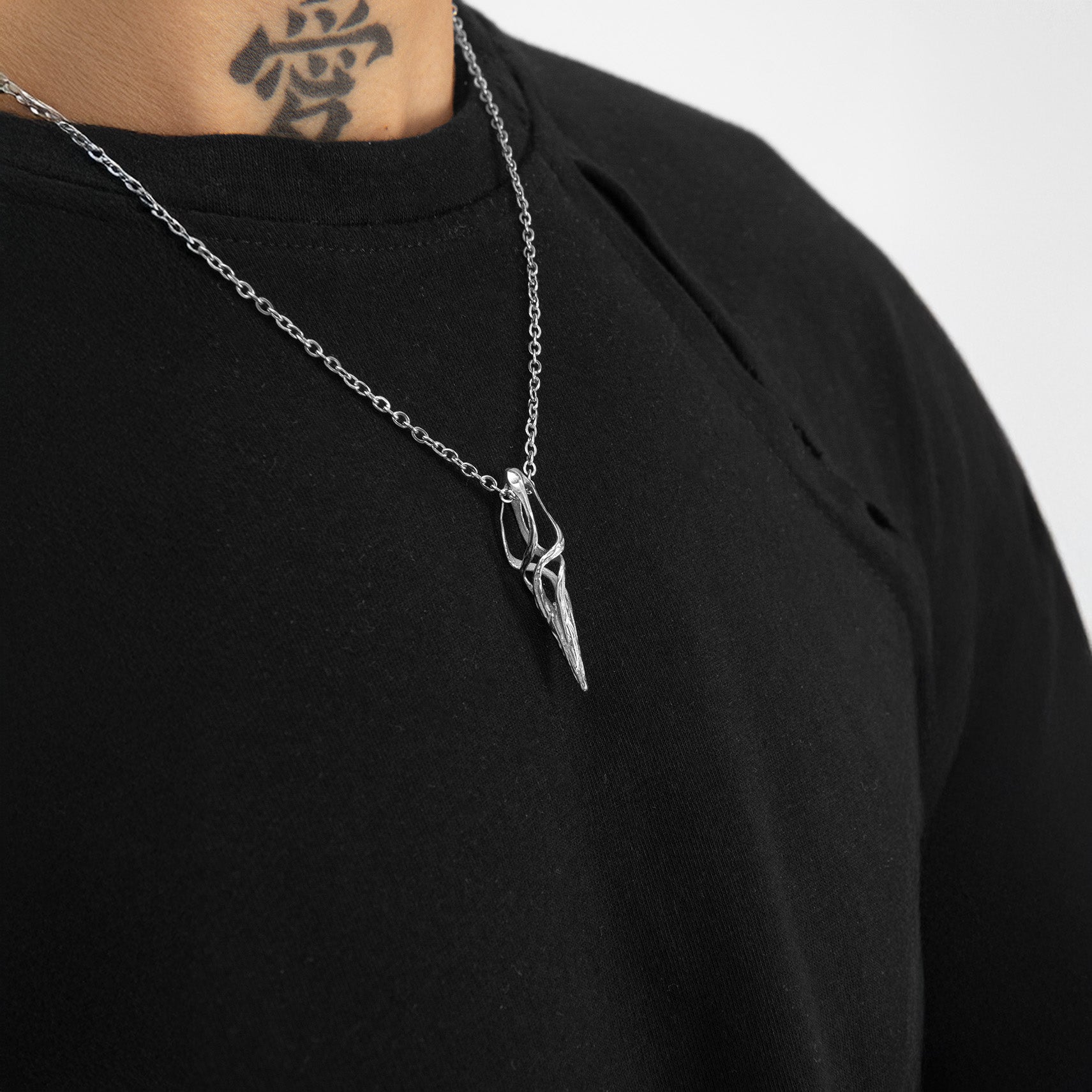 ARRAY NECKLACE