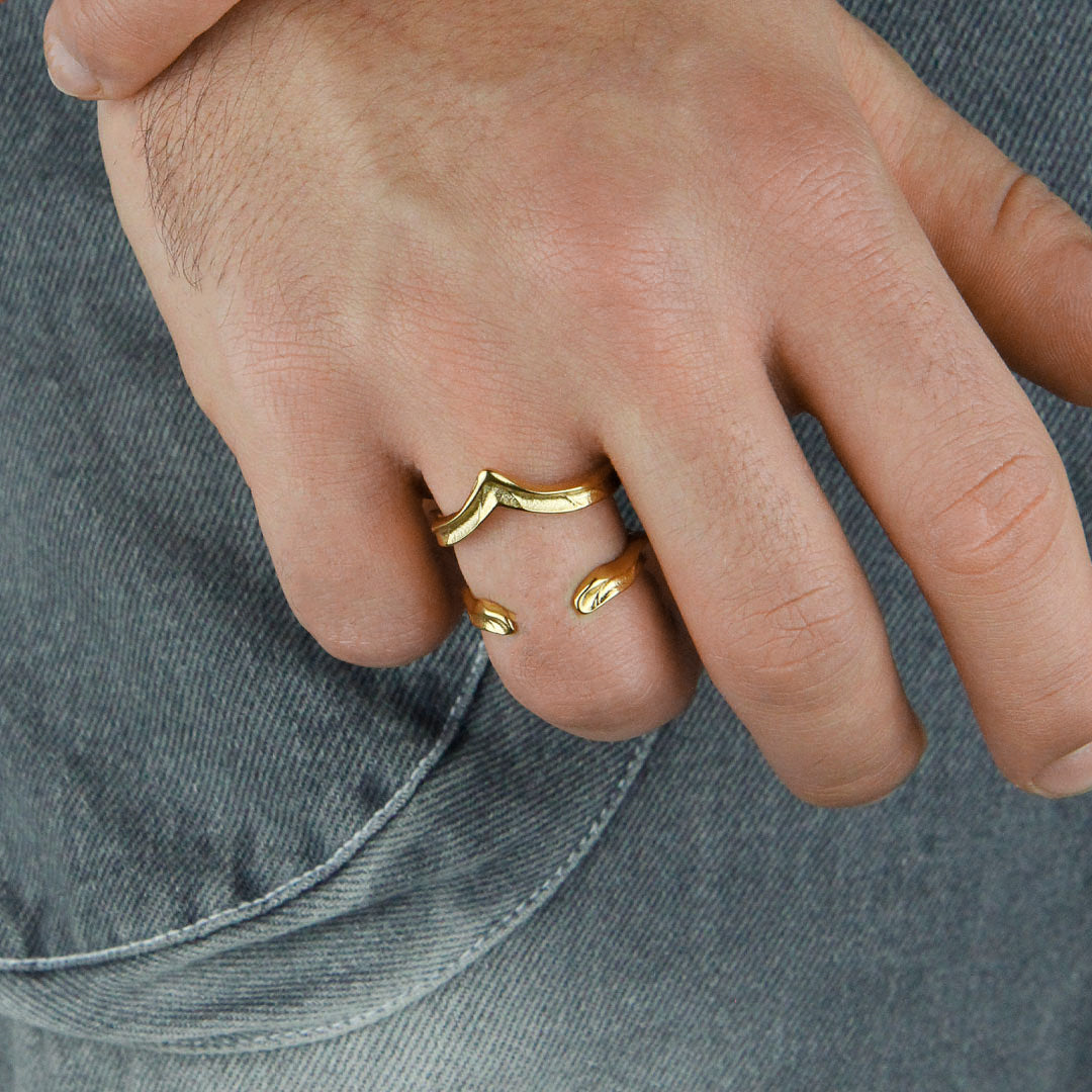SHADOW CREST RING GOLD