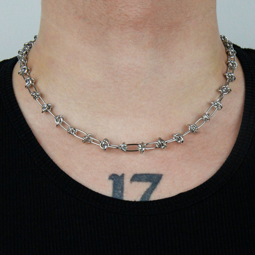 WIRE WEAVE NECKLACE