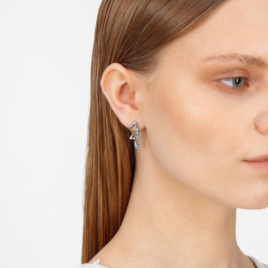 LIQUID DROP EARRING