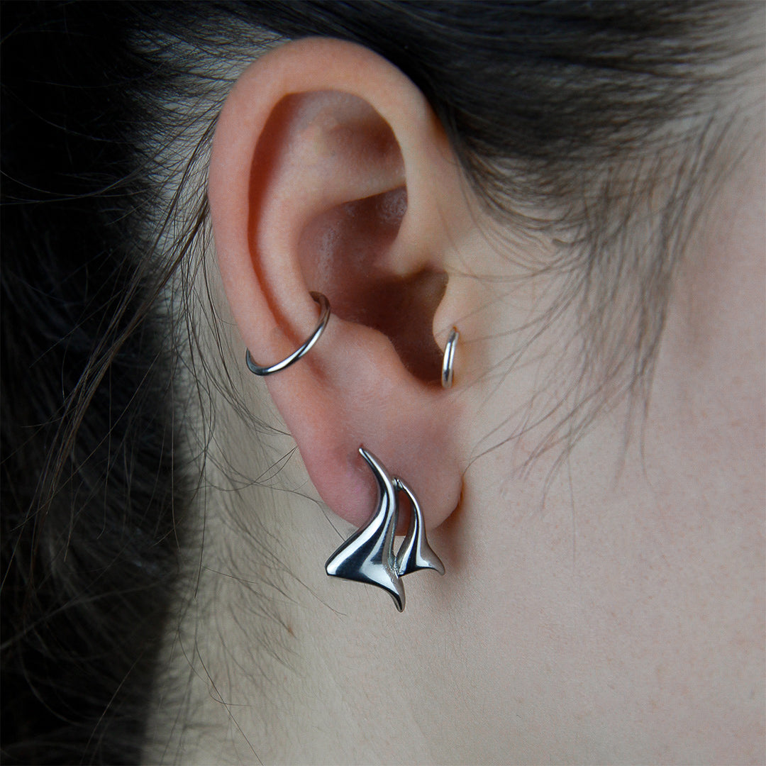 OBLIQUE EARRING SILVER