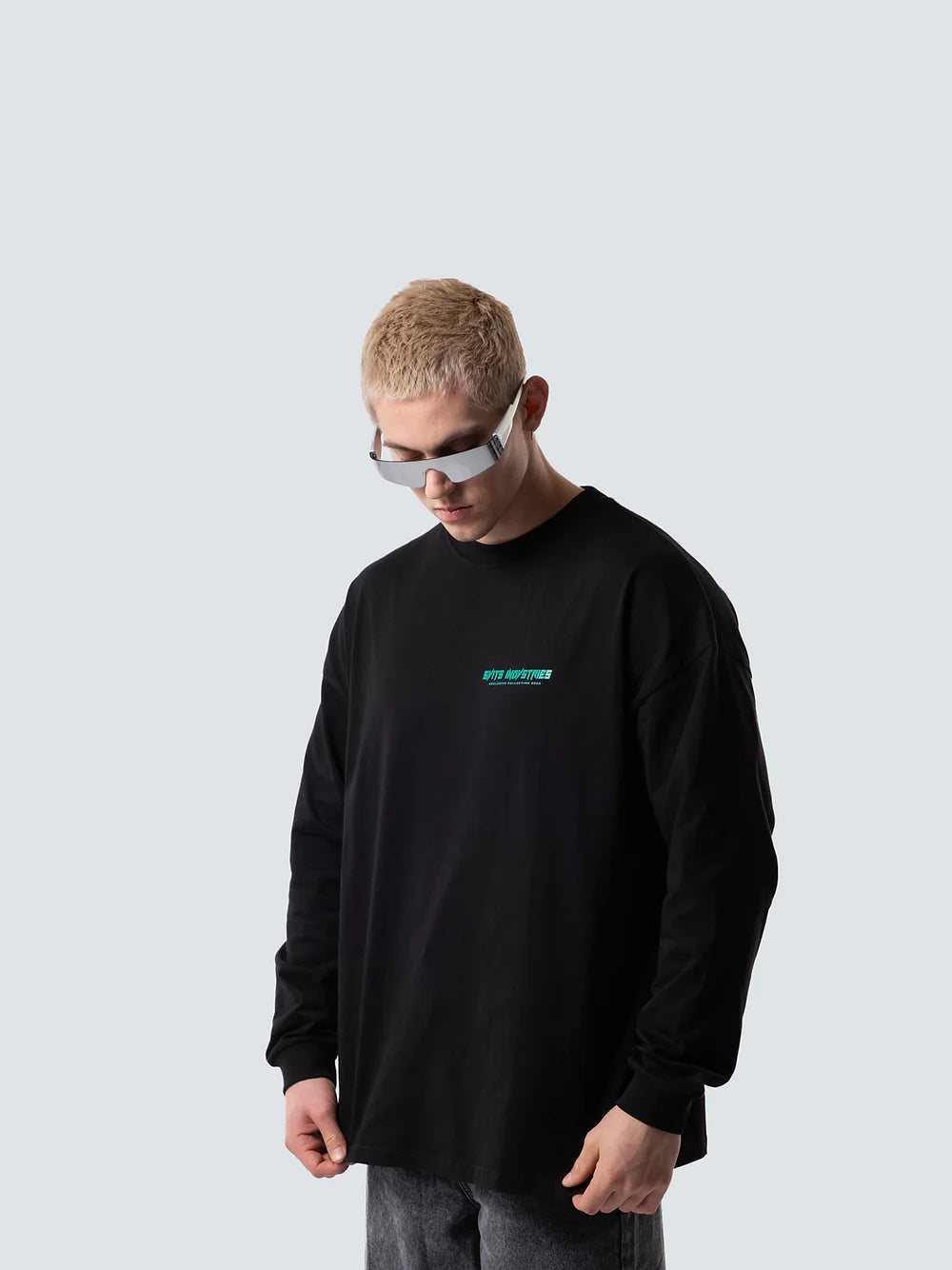 SPACE LONGSLEEVE BLACK