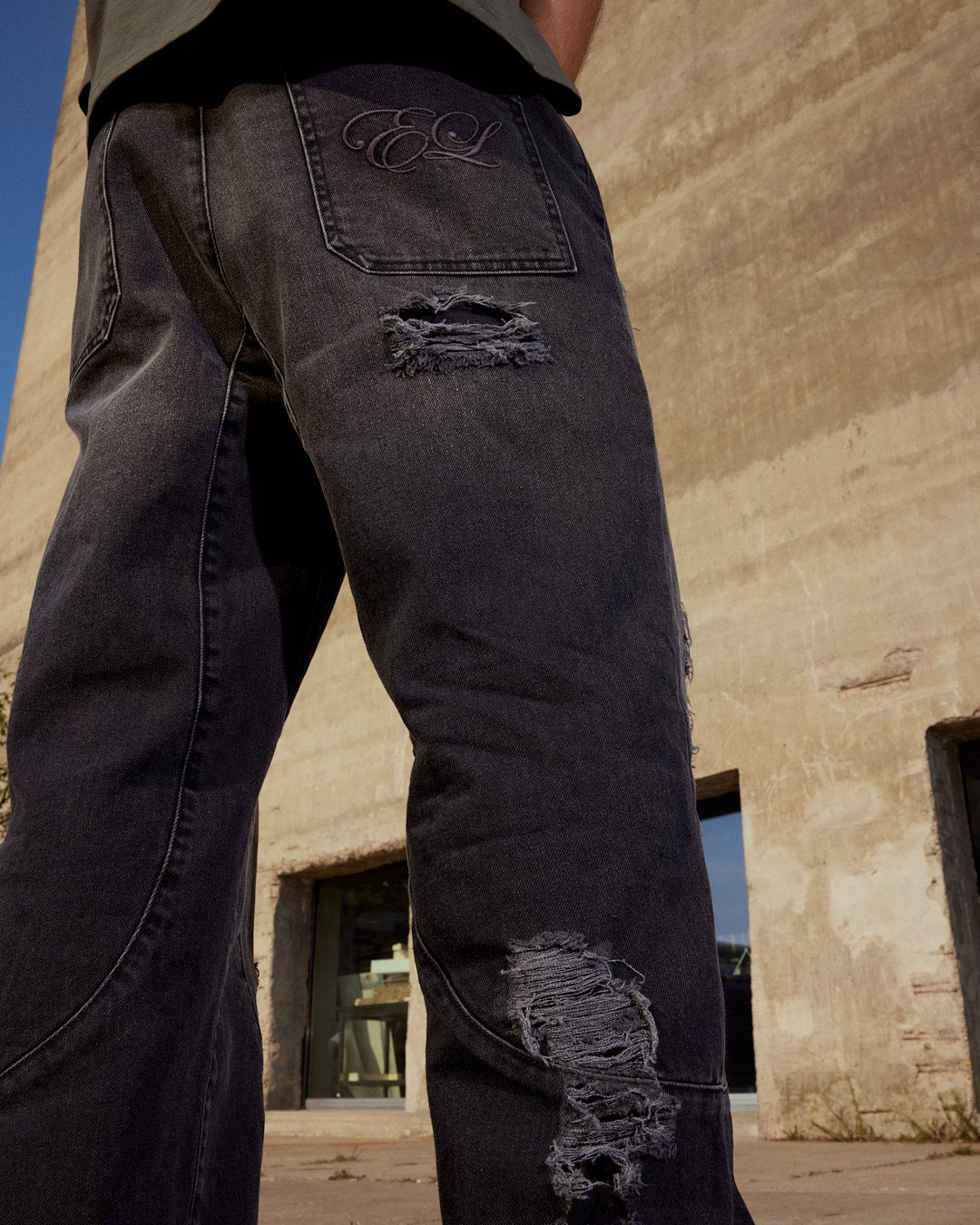 Distressed Jeans