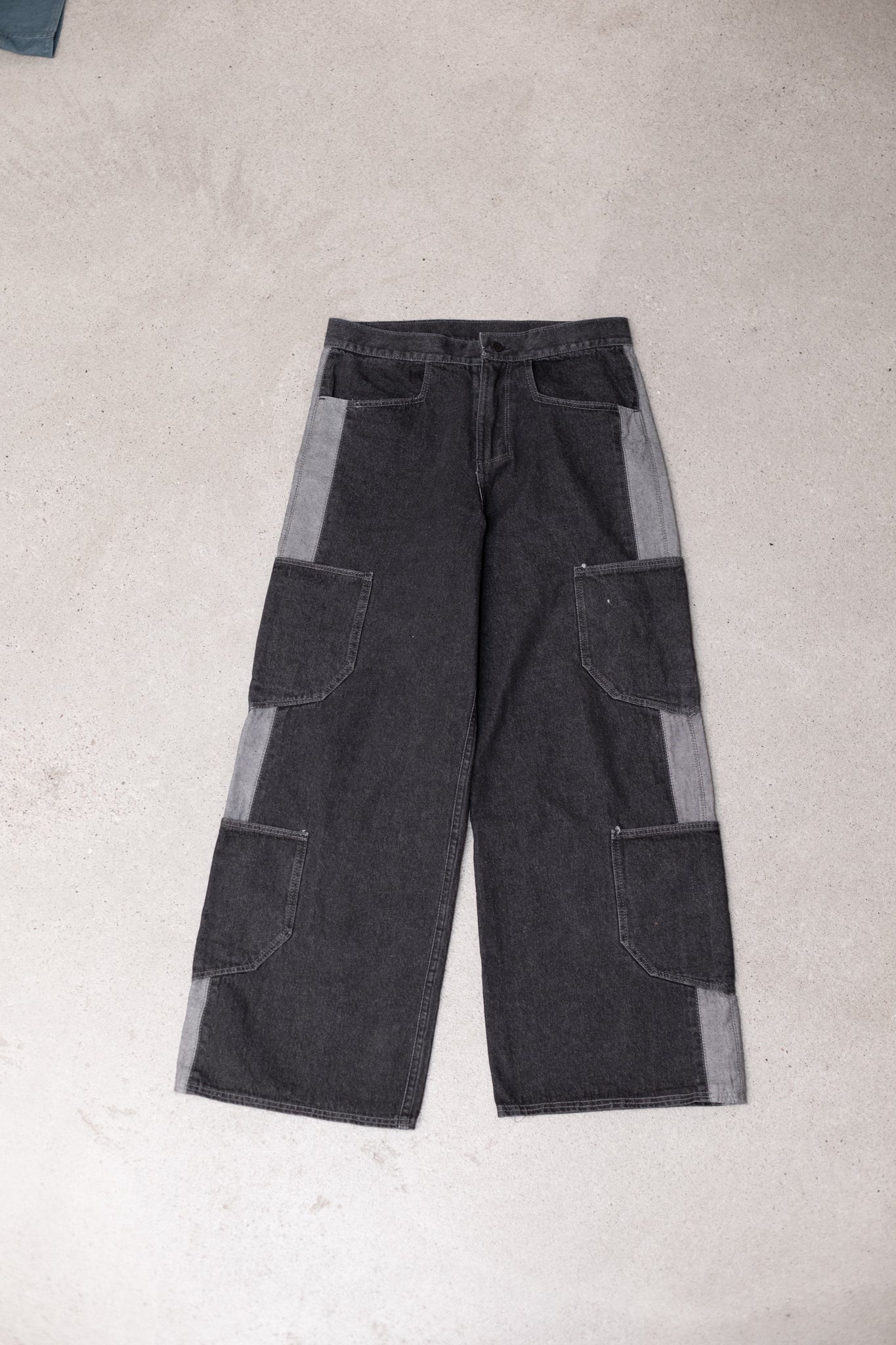 1/1 Basic Jeans