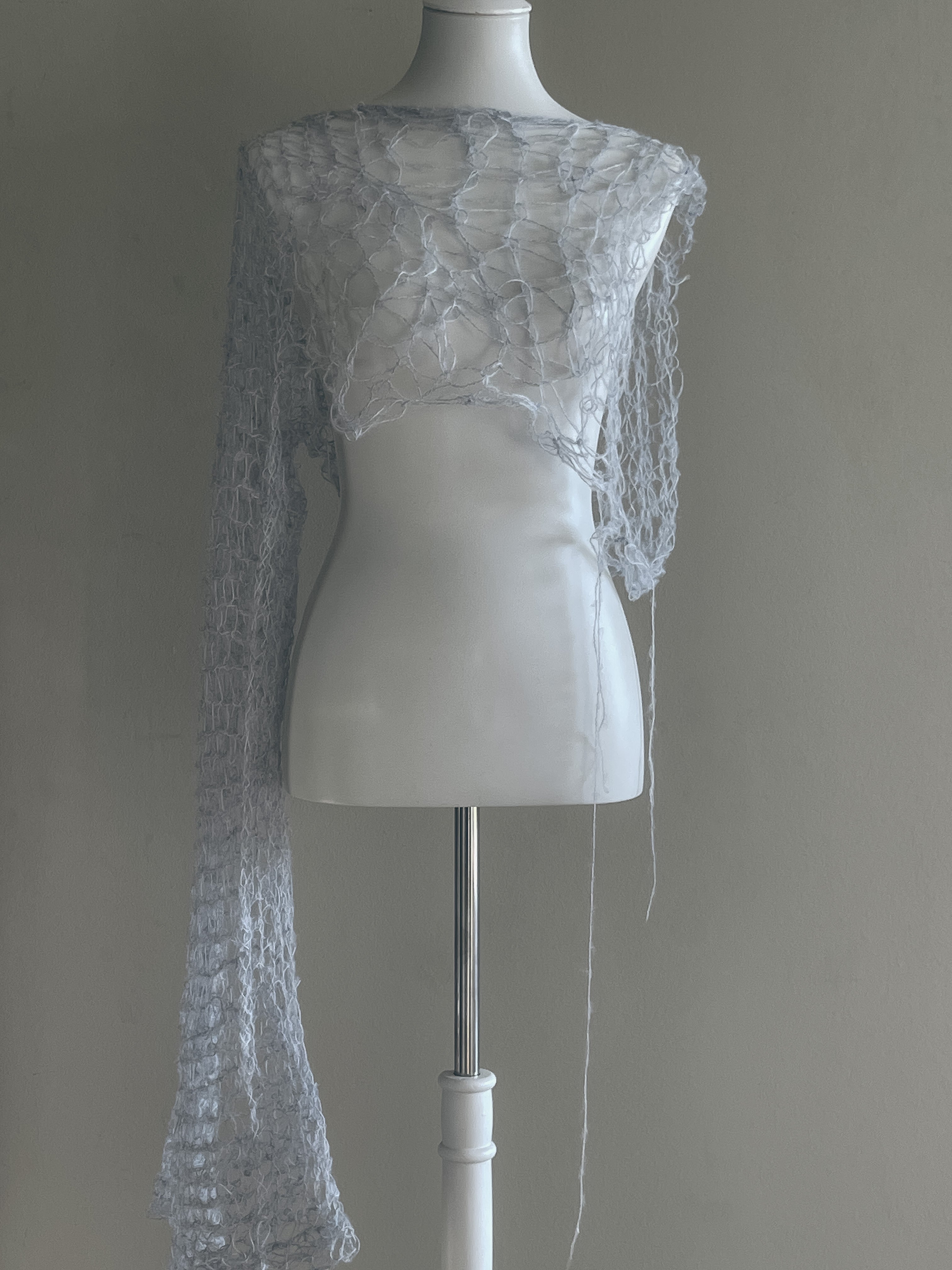 ONE SHOULDER CROCHET TOP
